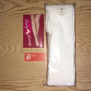 New Hooters Uniform Scrunchie Socks Suntan Footed Pantyhose & Blank Name Tag